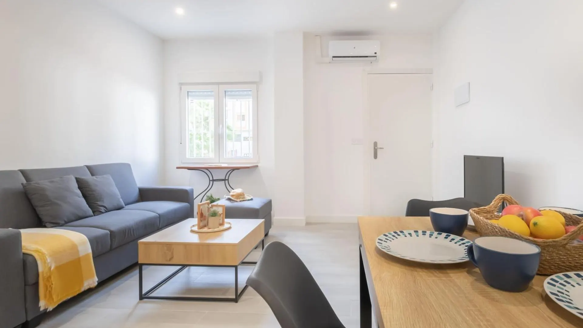 Apartamentos New Market L-Ll Марбелья